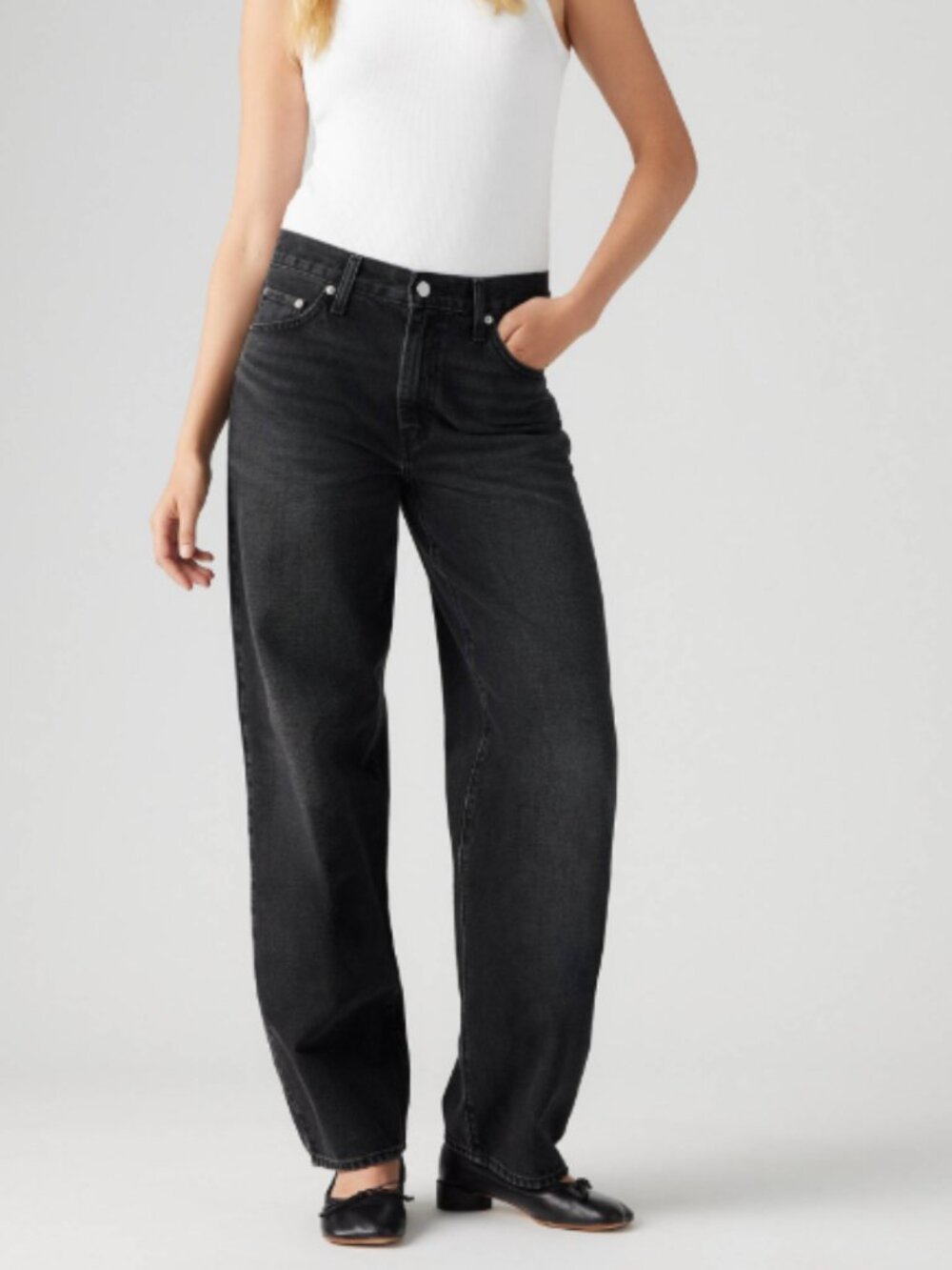 Levi's Women's Baggy Dad Jeans in Shrink Up Washed Black Grey Low Slung Straight